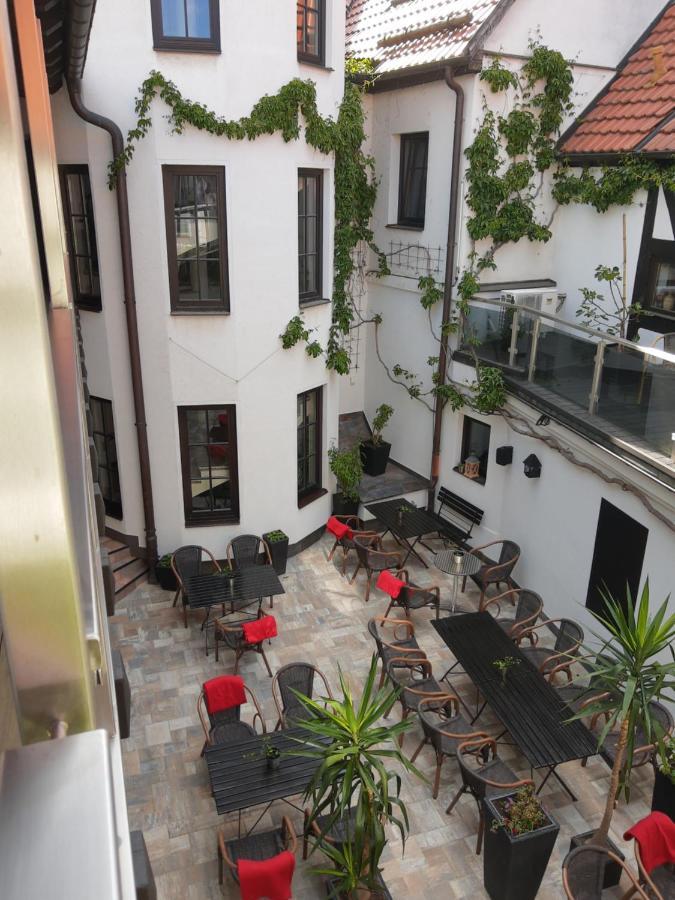 Hotel Weisses Ross Elsterwerda Zewnętrze zdjęcie