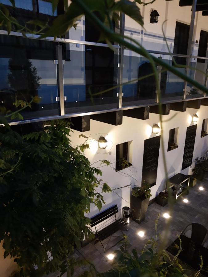 Hotel Weisses Ross Elsterwerda Zewnętrze zdjęcie