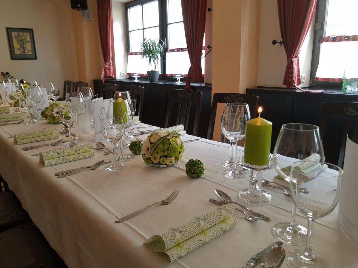 Hotel Weisses Ross Elsterwerda Zewnętrze zdjęcie