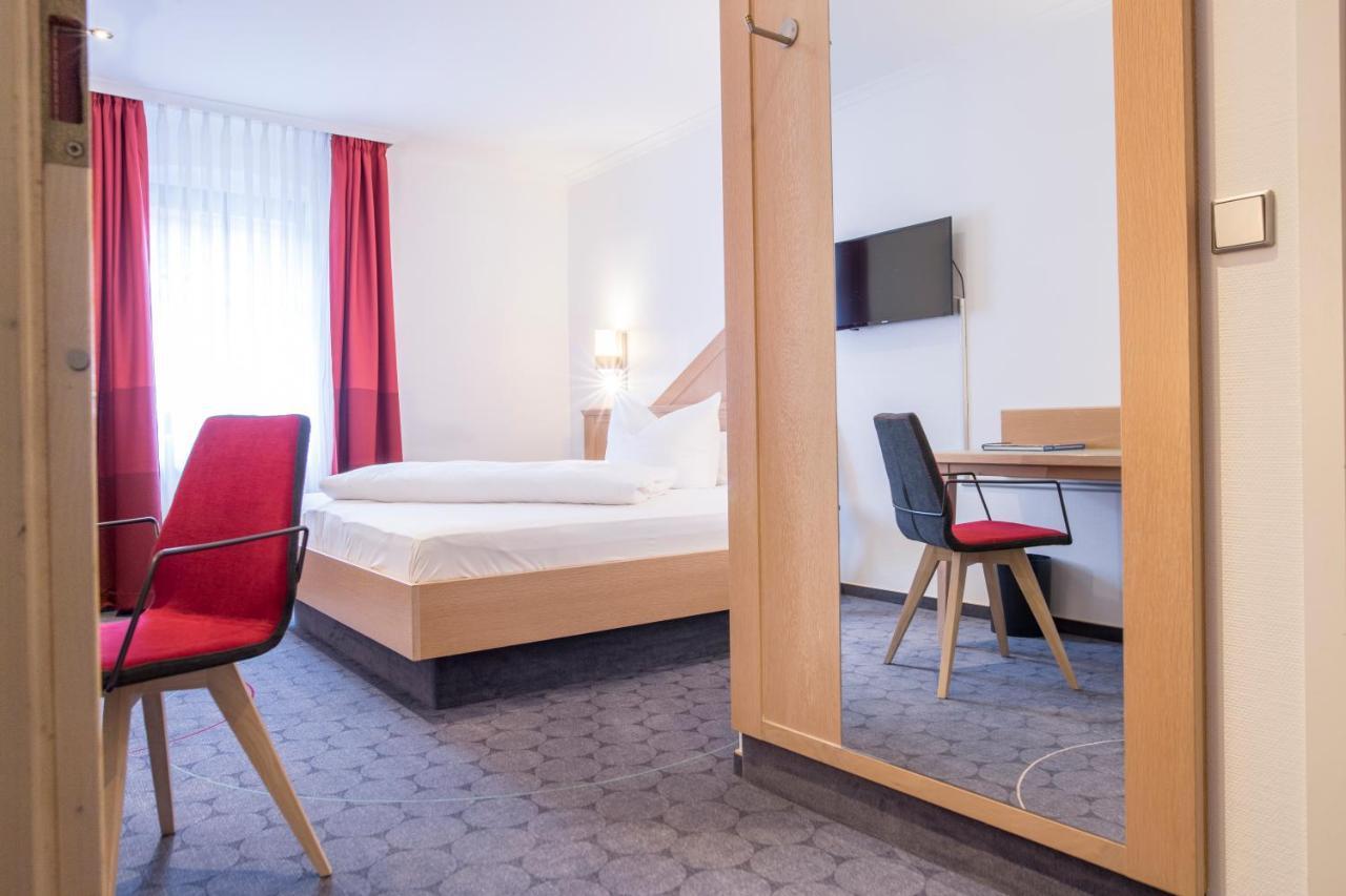 Hotel Weisses Ross Elsterwerda Zewnętrze zdjęcie