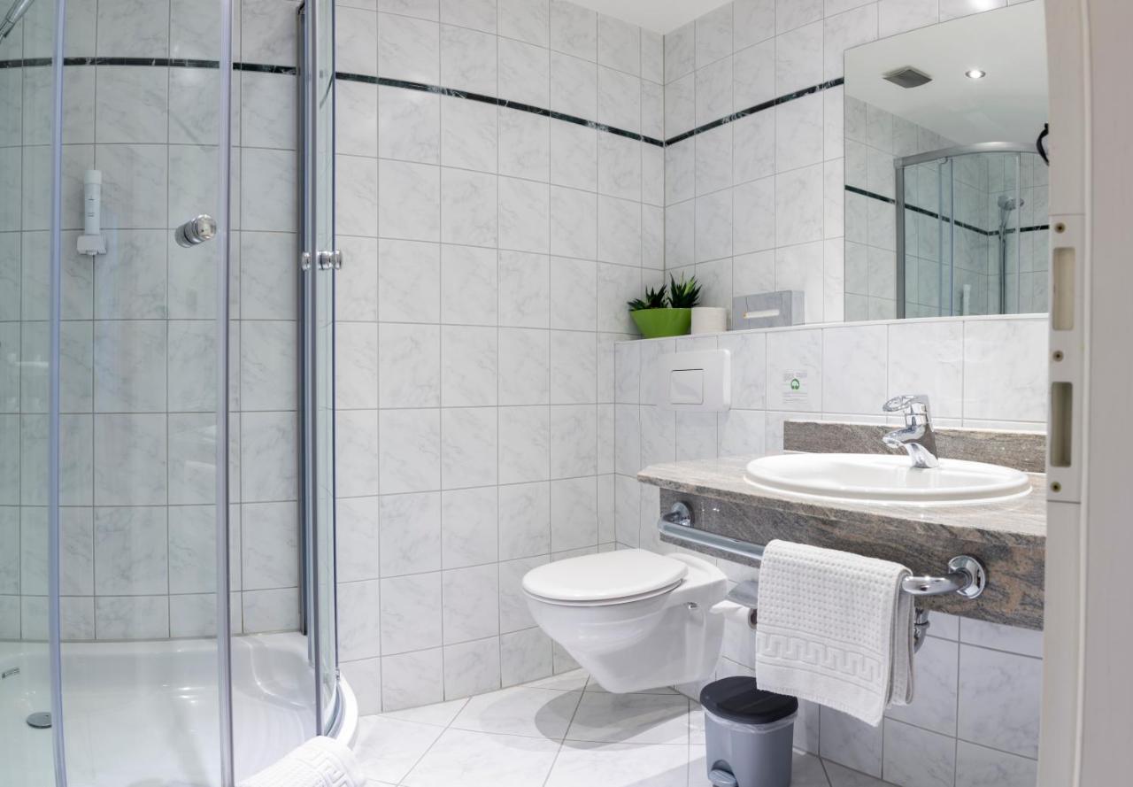 Hotel Weisses Ross Elsterwerda Zewnętrze zdjęcie